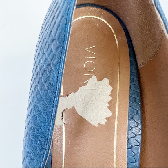 VIONIC Women's Madison Mia Snakeskin Leather Blue Block Heel Pumps Size 8 - Picture 9 of 10